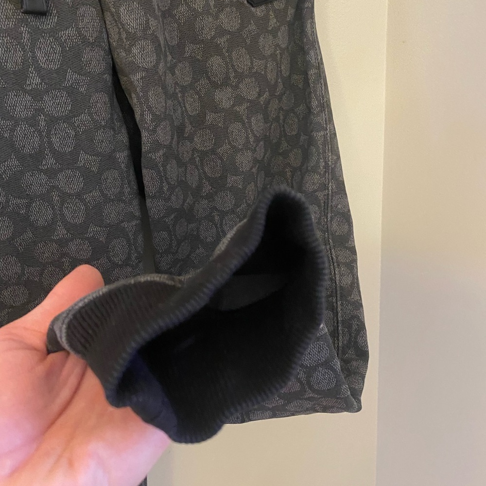 COACH Essential Signature Jogger Black and Grey Size Small Luxury Minimalist - Picture 13 of 16